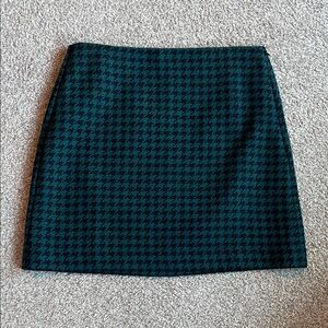 LOFT Black and Green Houndstooth Skirt Size 8